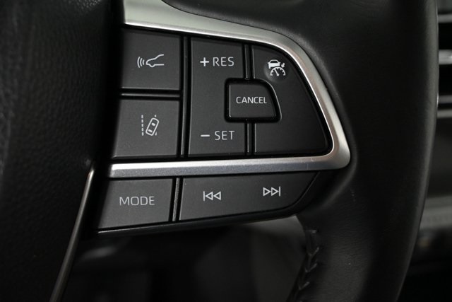 used 2023 Toyota Highlander car, priced at $29,891
