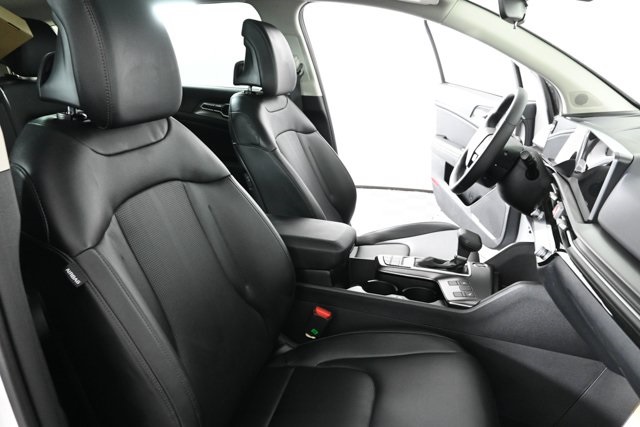 new 2026 Kia Sportage car, priced at $35,887