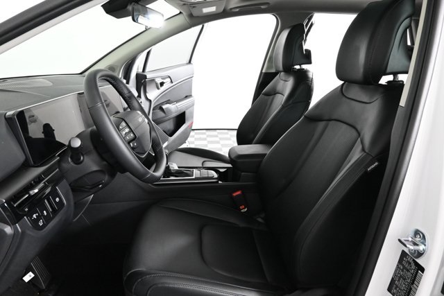 new 2026 Kia Sportage car, priced at $35,887
