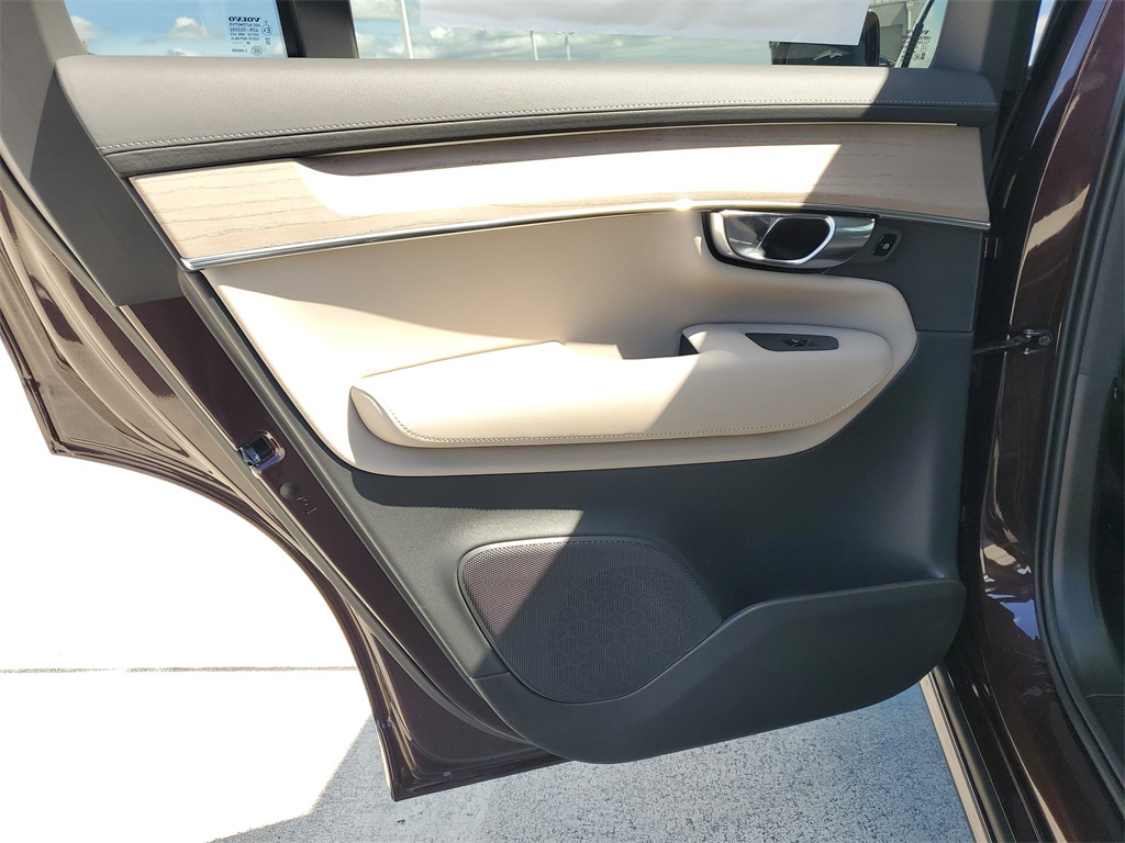 new 2026 Volvo XC90 car, priced at $58,845