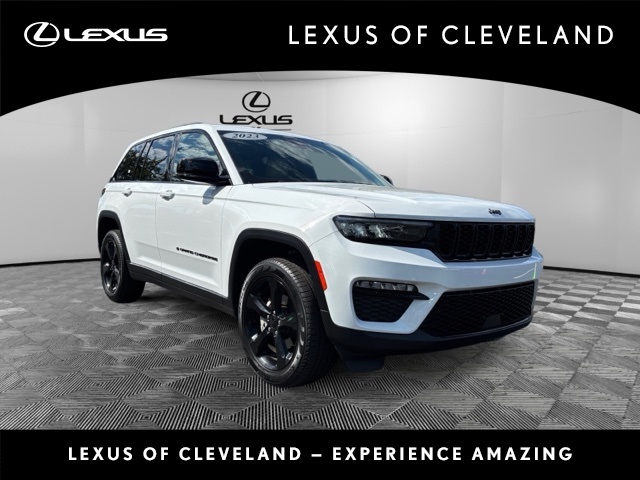used 2023 Jeep Grand Cherokee car, priced at $35,877