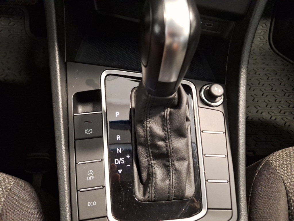 used 2020 Volkswagen Jetta car, priced at $16,000