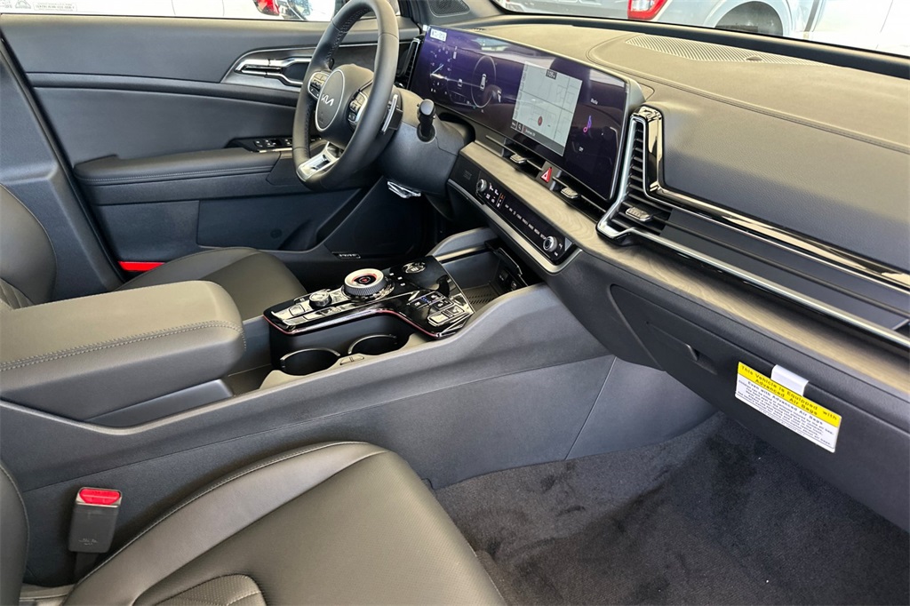 new 2025 Kia Sportage Plug-In Hybrid car, priced at $45,980