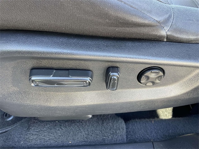 used 2021 Honda CR-V car, priced at $22,724