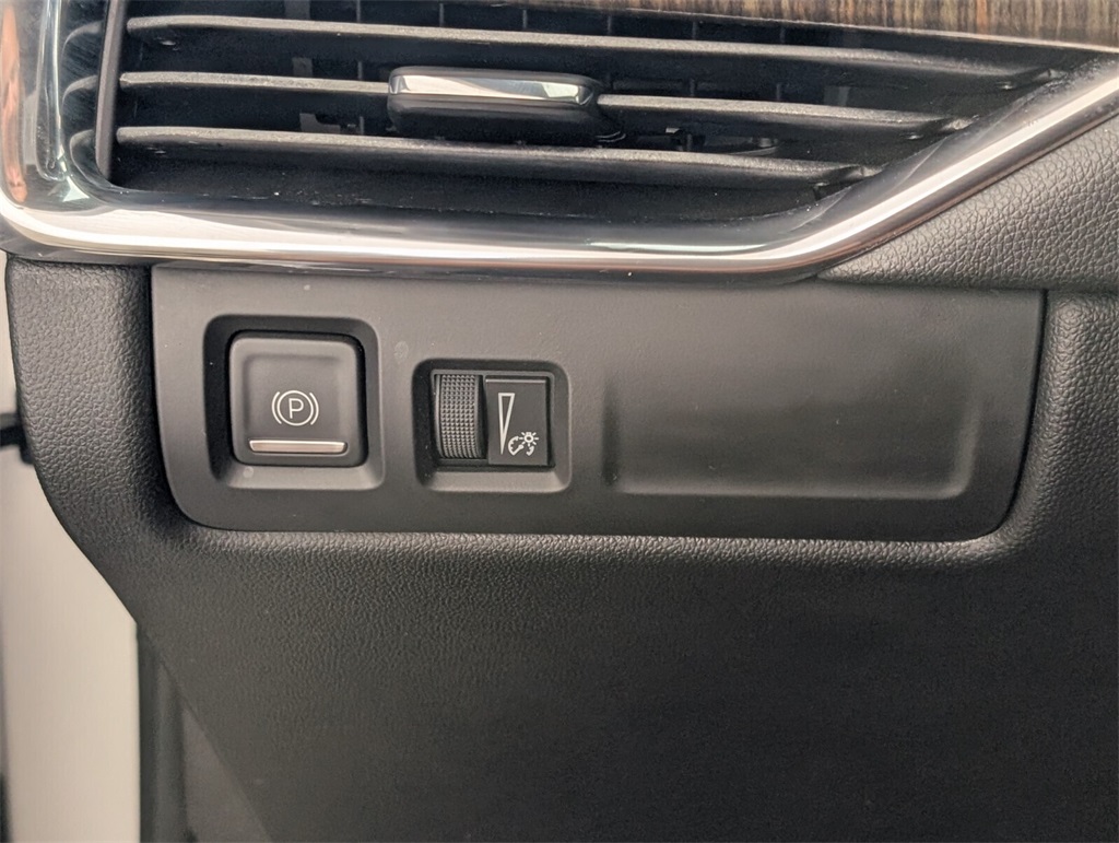 used 2019 Cadillac XT4 car, priced at $18,500