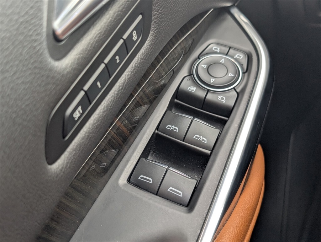 used 2019 Cadillac XT4 car, priced at $18,500
