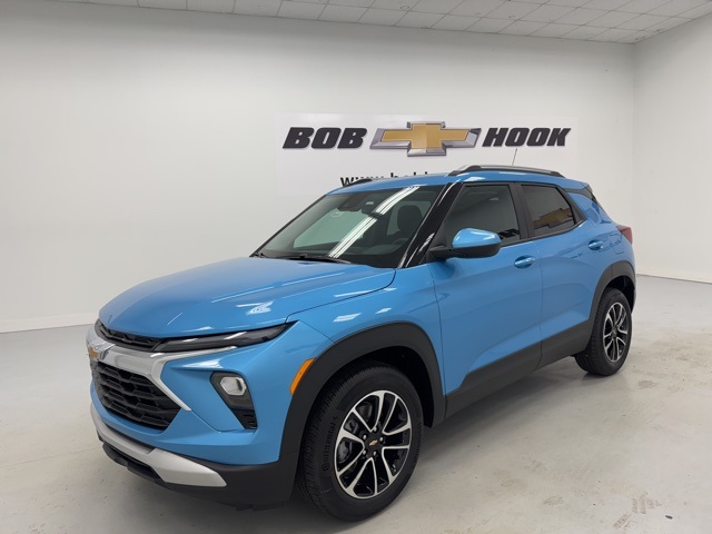 new 2026 Chevrolet TrailBlazer car, priced at $27,615