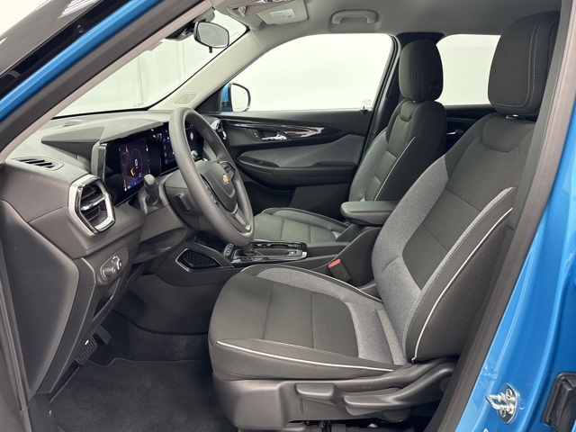 new 2026 Chevrolet TrailBlazer car, priced at $27,615