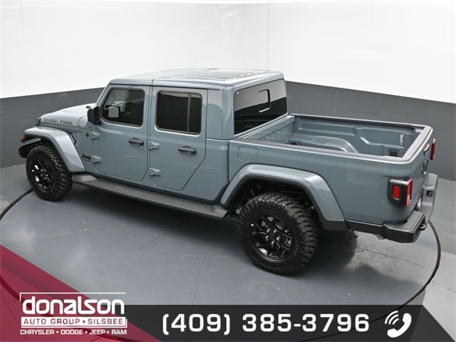 new 2025 Jeep Gladiator car, priced at $44,584