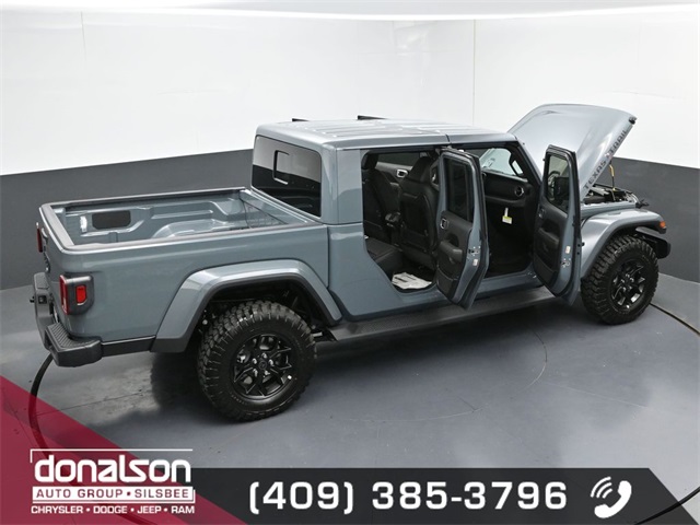 new 2025 Jeep Gladiator car, priced at $44,584