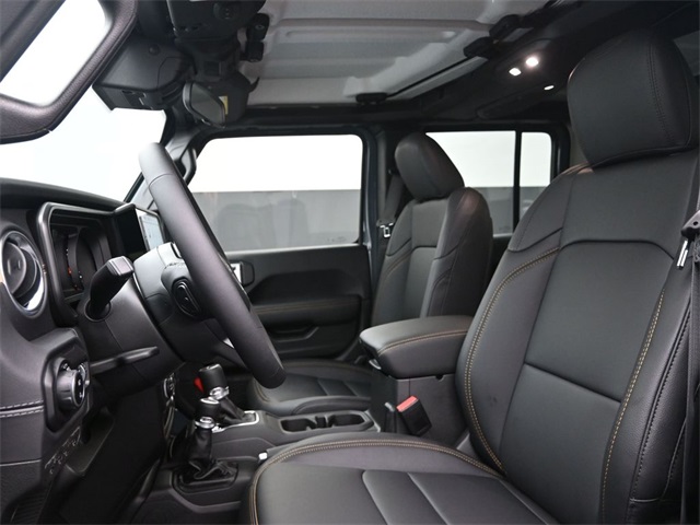new 2025 Jeep Gladiator car, priced at $44,584