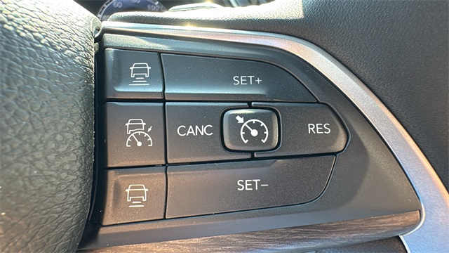new 2025 Jeep Grand Cherokee car, priced at $45,912