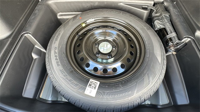 new 2025 Jeep Grand Cherokee car, priced at $45,912