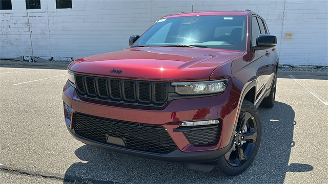 new 2025 Jeep Grand Cherokee car, priced at $48,340