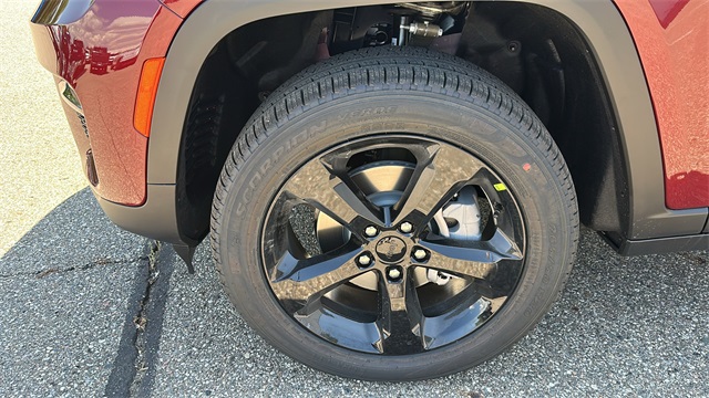 new 2025 Jeep Grand Cherokee car, priced at $48,340