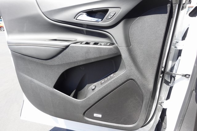 used 2022 Chevrolet Equinox car, priced at $21,599