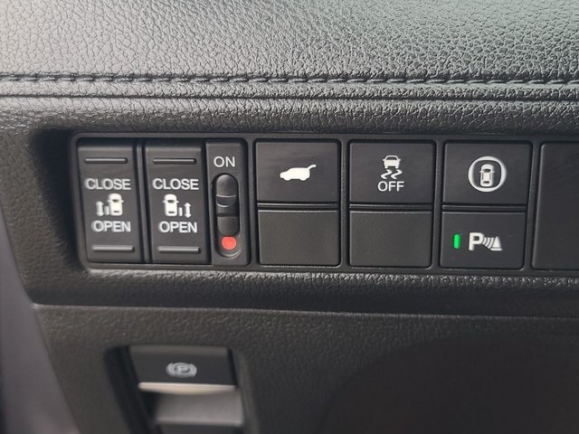 used 2022 Honda Odyssey car, priced at $35,900