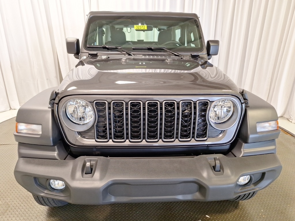 new 2026 Jeep Wrangler car, priced at $47,448
