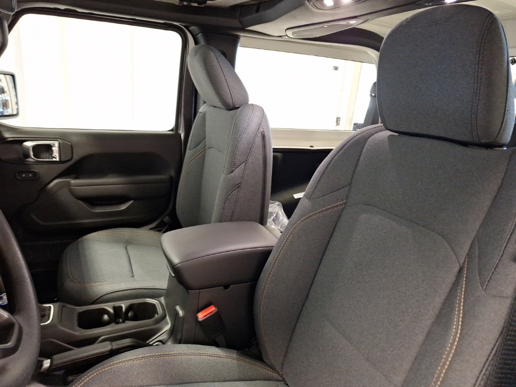 new 2026 Jeep Wrangler car, priced at $47,448