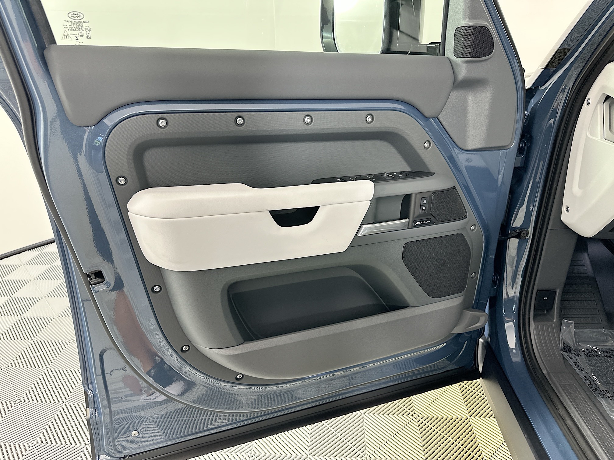 new 2025 Land Rover Defender 110 car, priced at $68,973