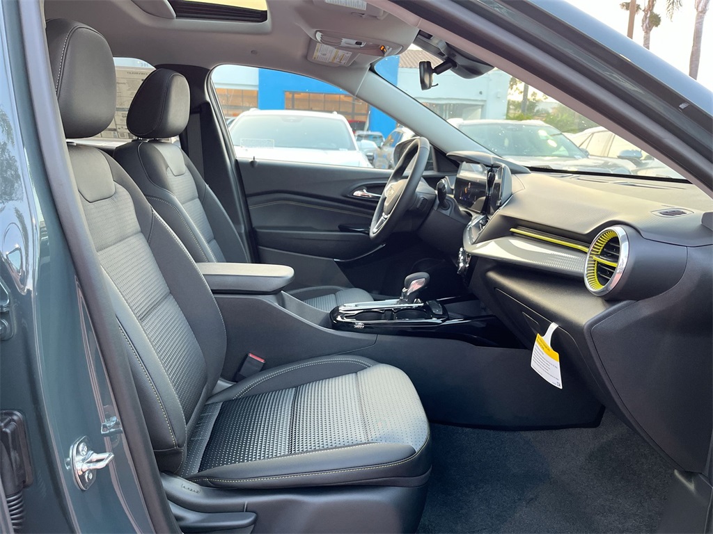 new 2026 Chevrolet Trax car, priced at $27,140