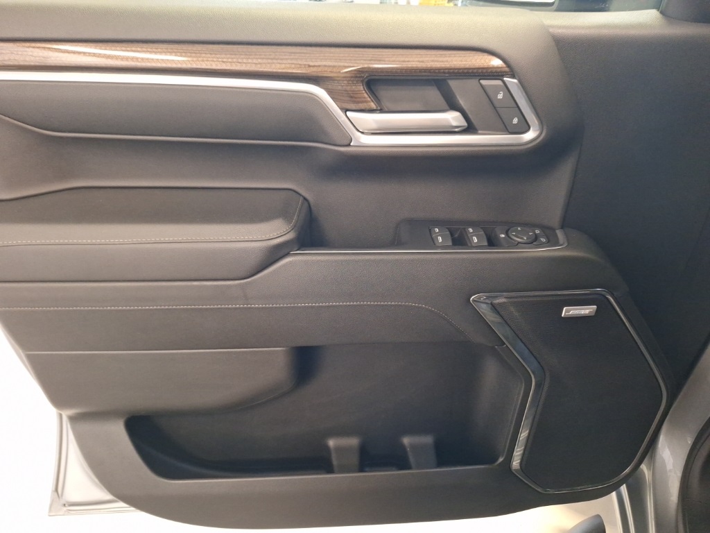 used 2023 Chevrolet Silverado 1500 car, priced at $40,499