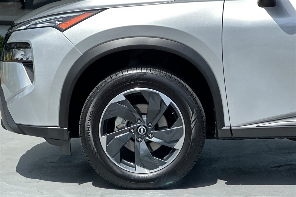 used 2024 Nissan Rogue car, priced at $25,925