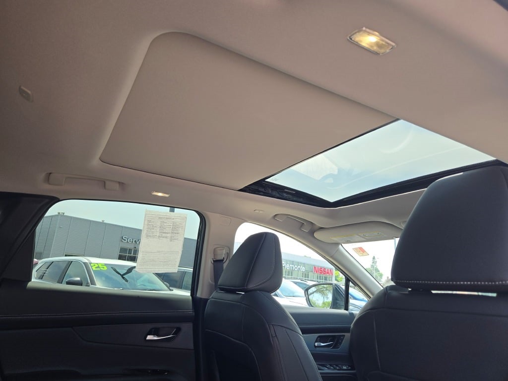 used 2025 Nissan Murano car, priced at $43,000
