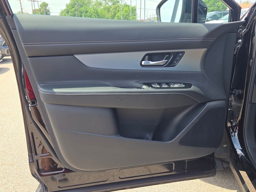 used 2025 Nissan Murano car, priced at $43,000