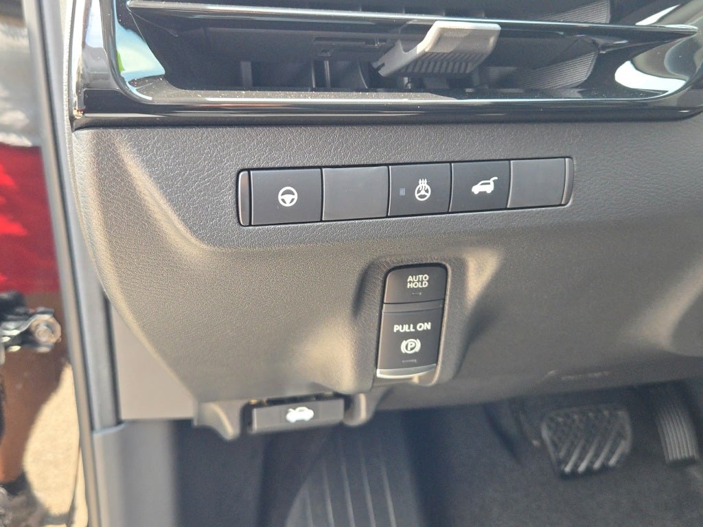 used 2025 Nissan Murano car, priced at $43,000