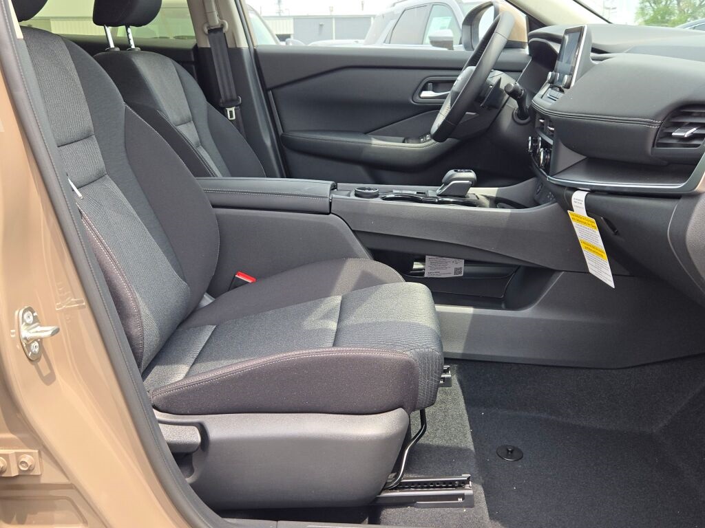 new 2025 Nissan Rogue car, priced at $33,835