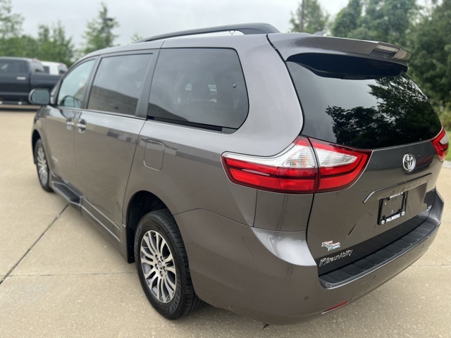used 2019 Toyota Sienna car, priced at $64,903