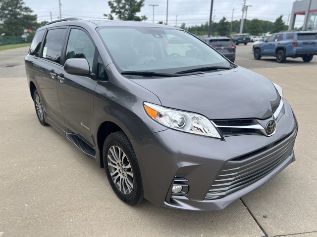 used 2019 Toyota Sienna car, priced at $64,903