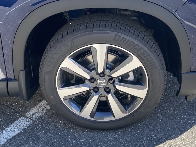 new 2025 Honda Pilot car, priced at $46,954