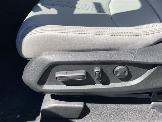 new 2025 Honda Pilot car, priced at $46,954