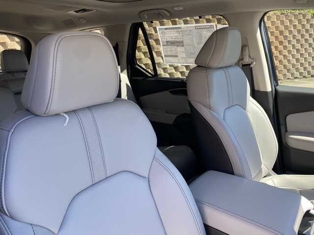 new 2025 Honda Pilot car, priced at $46,954