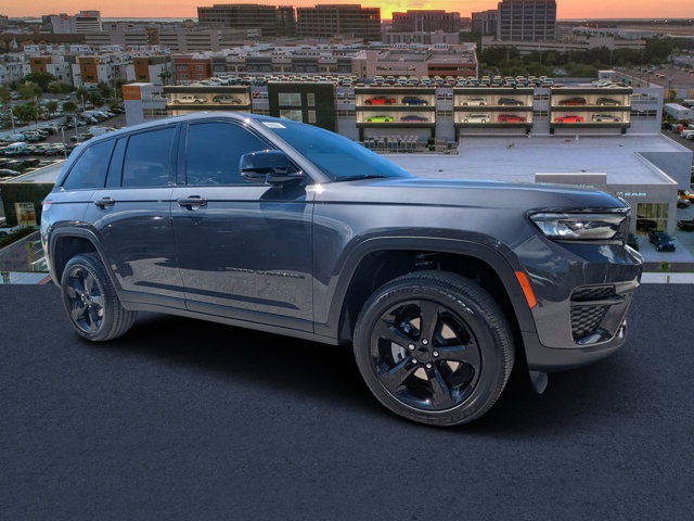 new 2025 Jeep Grand Cherokee car, priced at $34,875
