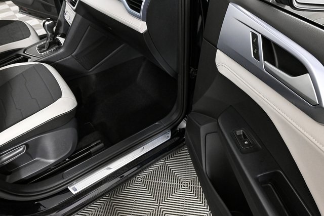 new 2025 Volkswagen Taos car, priced at $33,016