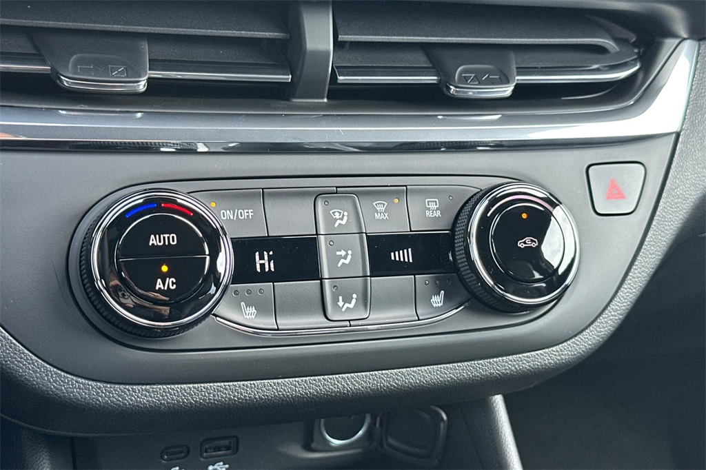 new 2026 Buick Envista car, priced at $26,485