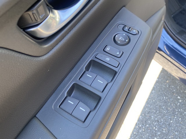 new 2026 Honda CR-V Hybrid car, priced at $39,591