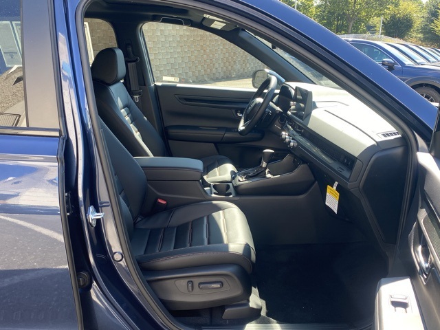 new 2026 Honda CR-V Hybrid car, priced at $39,591