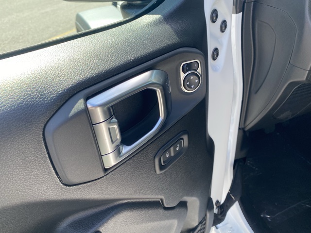 new 2025 Jeep Wrangler car, priced at $35,580
