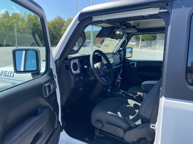 new 2025 Jeep Wrangler car, priced at $35,580
