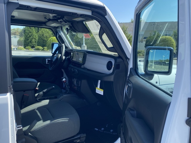 new 2025 Jeep Wrangler car, priced at $35,580