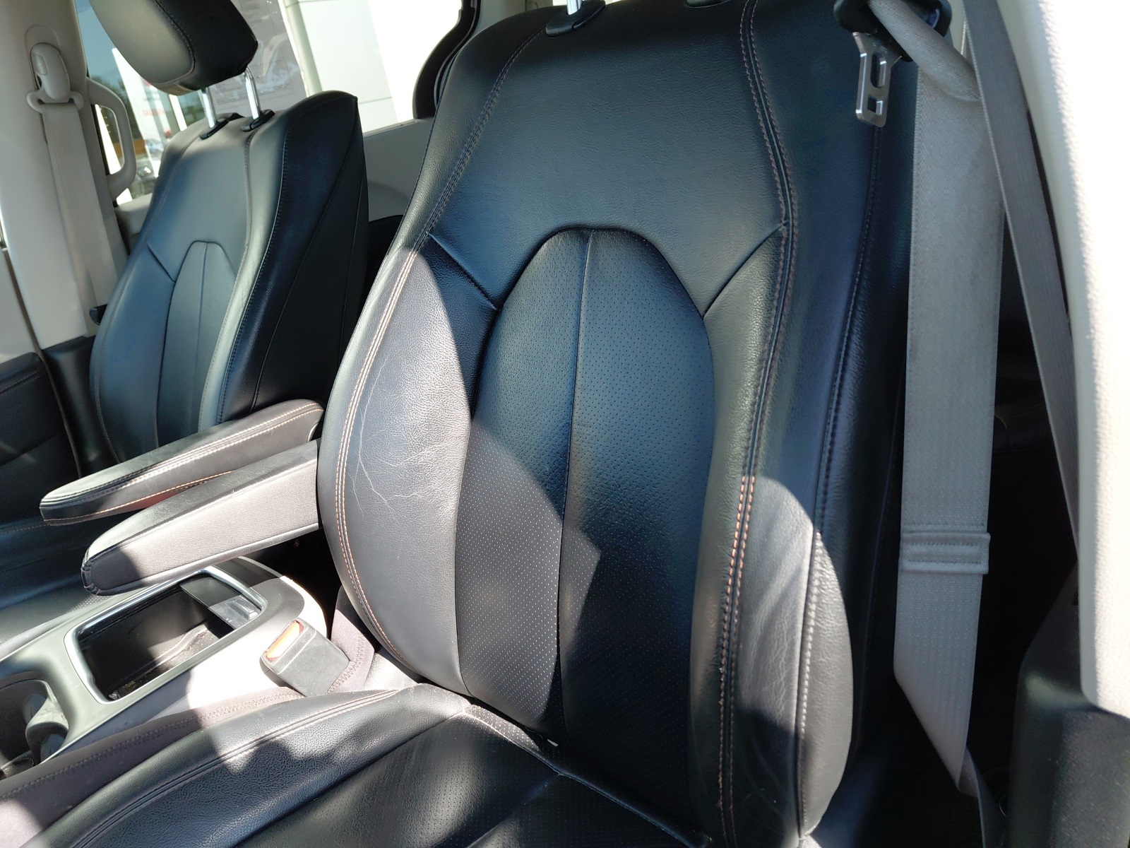 used 2018 Chrysler Pacifica car, priced at $18,020