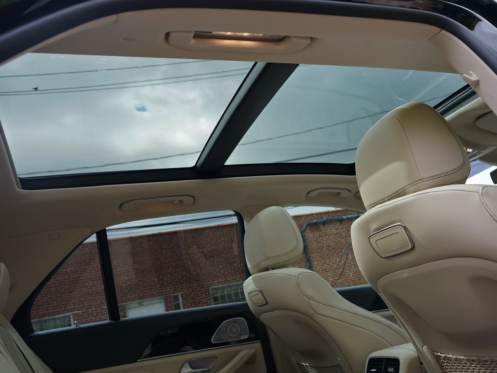 used 2020 Mercedes-Benz GLE car, priced at $30,095