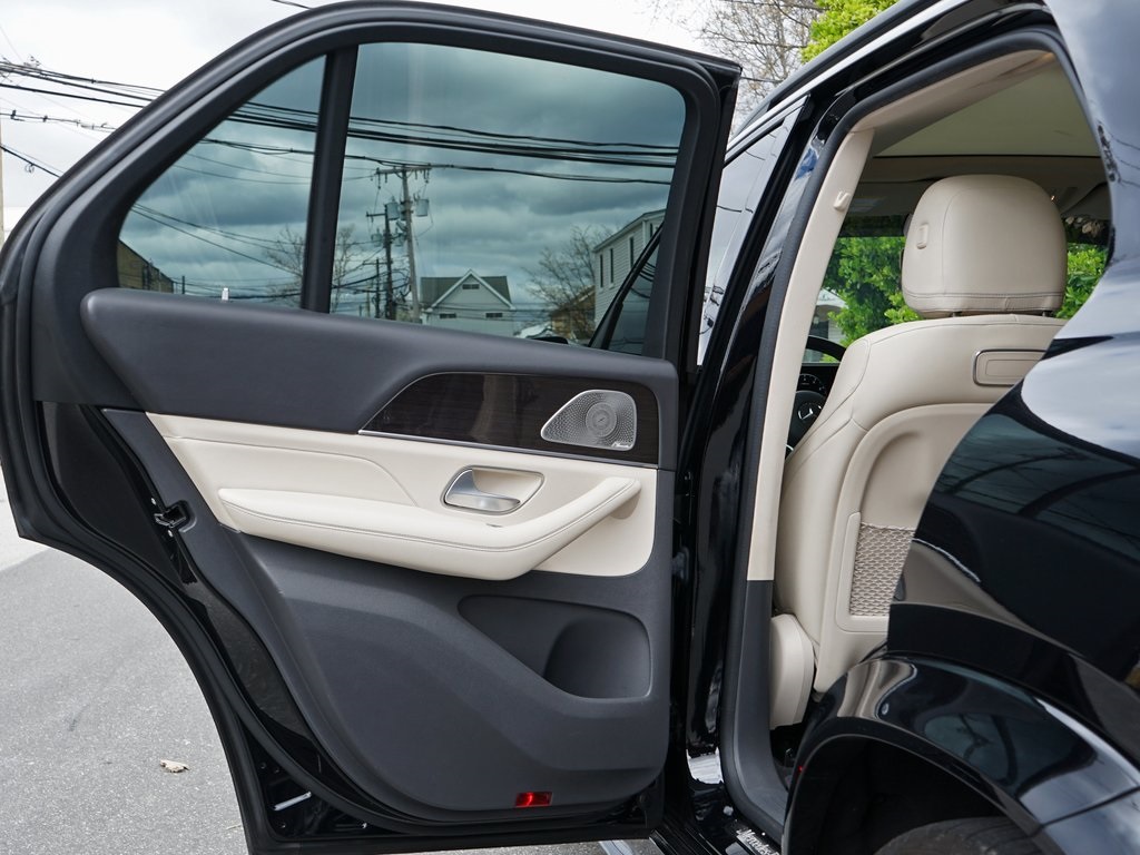 used 2020 Mercedes-Benz GLE car, priced at $30,095