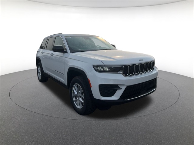 new 2025 Jeep Grand Cherokee car, priced at $35,478