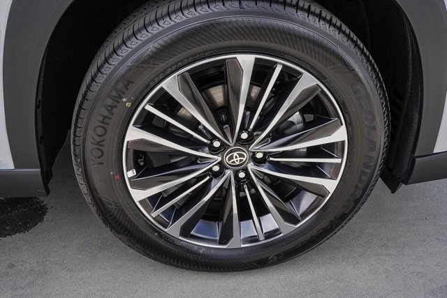 used 2025 Toyota Grand Highlander Hybrid car, priced at $66,792