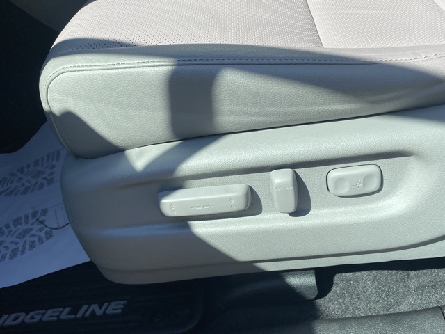 used 2023 Honda Ridgeline car, priced at $35,565